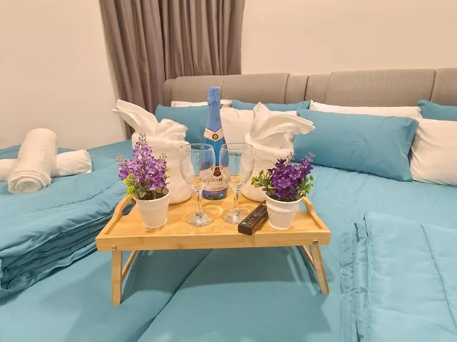 Mid Valley Southkey With Bathtub And Straits View For Family Toodlers 8 To 14Pax Johor Bahru Malaysia
