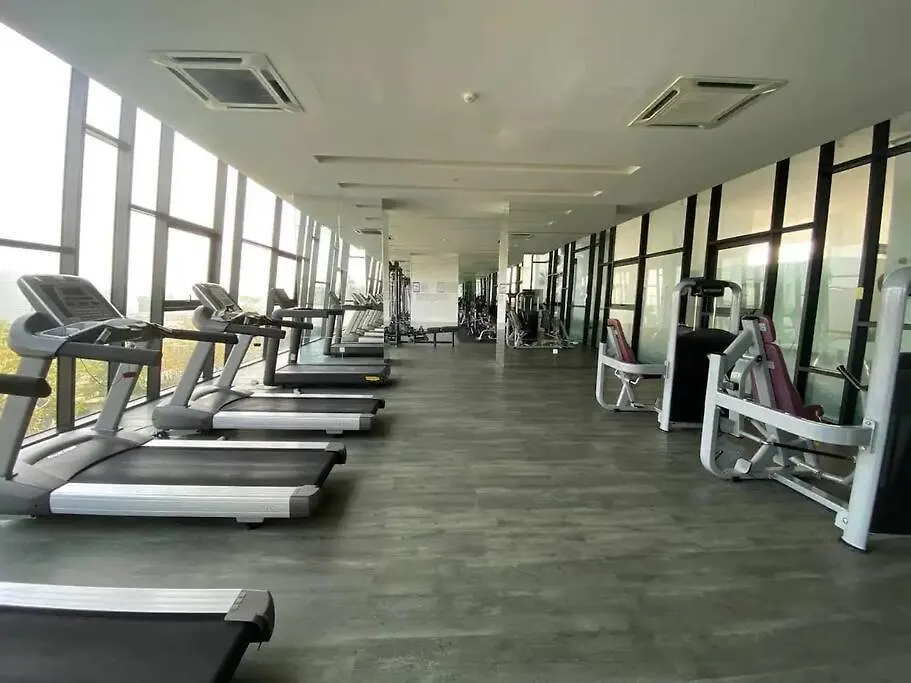 Mid Valley Southkey With Bathtub And Straits View For Family Toodlers 8 To 14Pax Johor Bahru 0*,  Malaysia